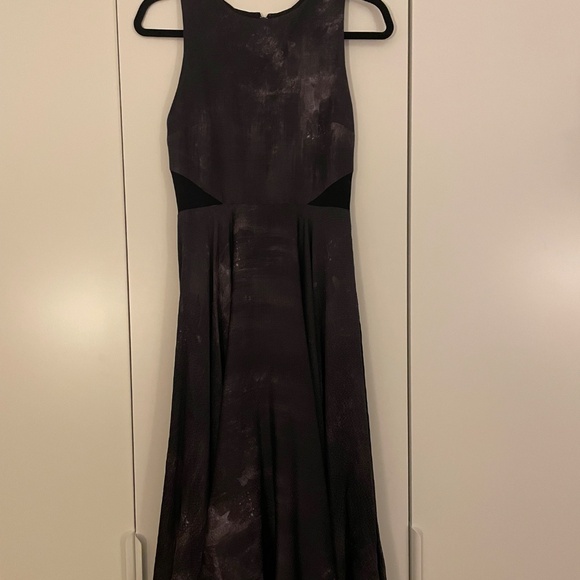 Alice + Olivia Cocktail Dress - Picture 2 of 7